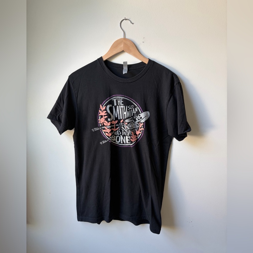 Blurry Creatures Smithsonian Unisex Tee